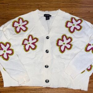 Runway White Floral Button-Up Cardigan size medium